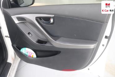 2011 - hyundai avante