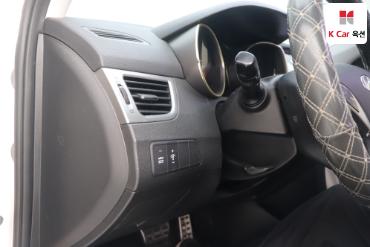 2011 - hyundai avante