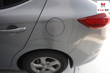 2016 - hyundai avante