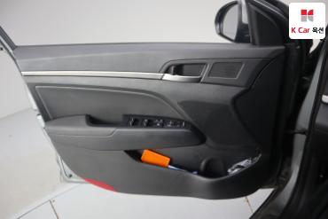 2016 - hyundai avante