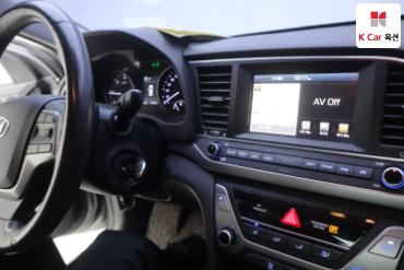 2016 - hyundai avante