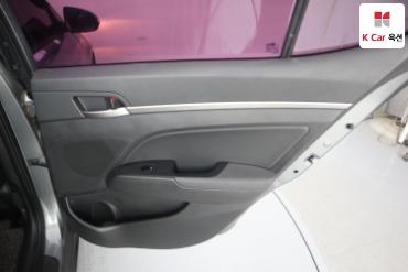 2016 - hyundai avante