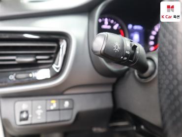 2018 - kia stonic
