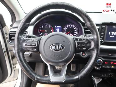 2018 - kia stonic