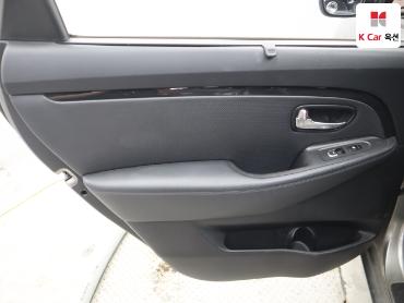2014 - kia carens