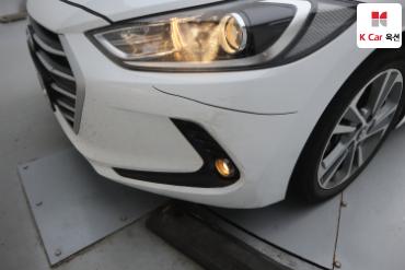 2018 - hyundai avante