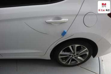 2018 - hyundai avante