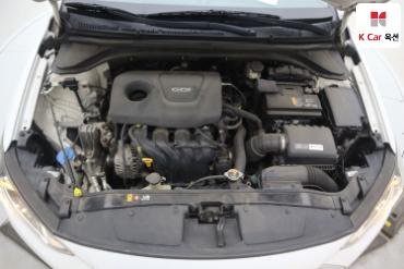 2018 - hyundai avante