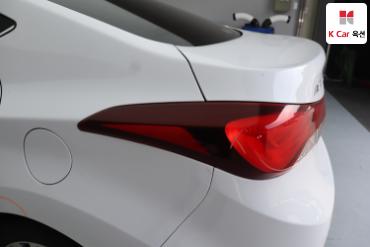 2015 - hyundai avante