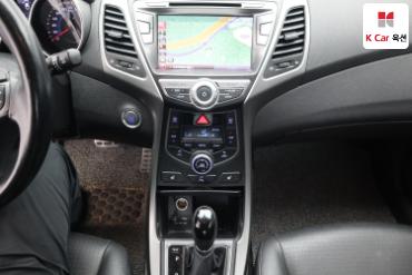 2015 - hyundai avante