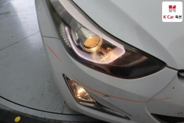 2015 - hyundai avante