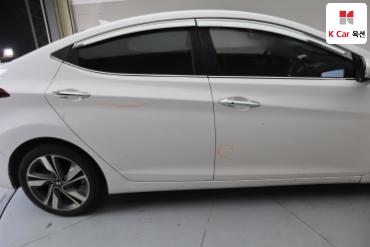 2015 - hyundai avante