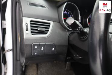 2015 - hyundai avante