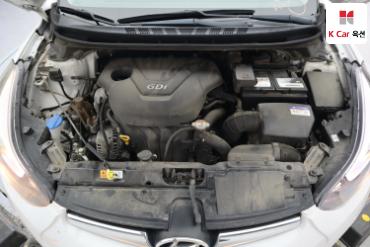 2015 - hyundai avante