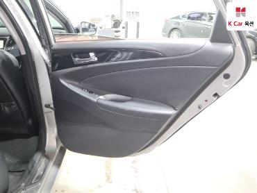 2010 - hyundai sonata