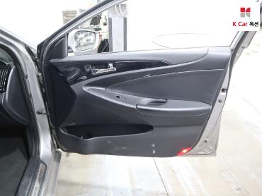 2010 - hyundai sonata