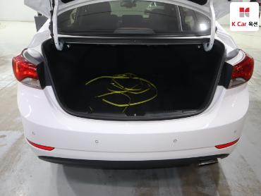 2015 - hyundai avante