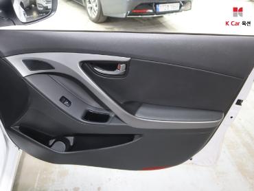 2015 - hyundai avante
