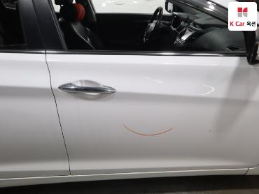 2015 - hyundai avante