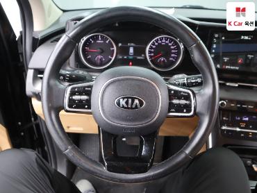 2021 - kia carnival