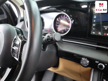 2021 - kia carnival