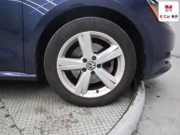 2012 - volkswagen passat