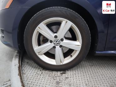2012 - volkswagen passat