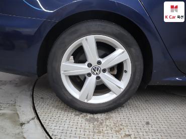 2012 - volkswagen passat