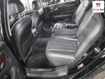 2012 - hyundai equus
