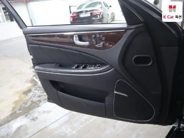 2012 - hyundai equus