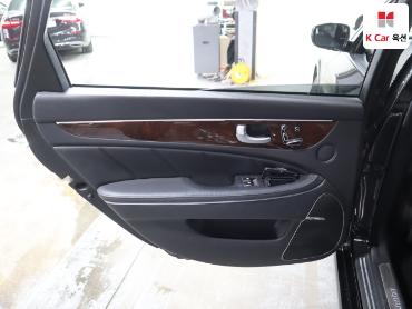 2012 - hyundai equus