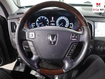 2012 - hyundai equus