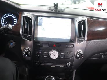 2012 - hyundai equus