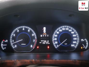 2012 - hyundai equus