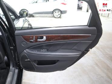 2012 - hyundai equus