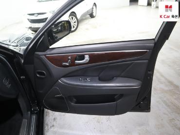 2012 - hyundai equus