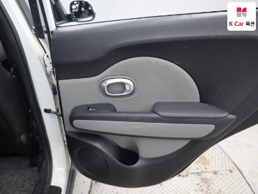 2018 - kia soul