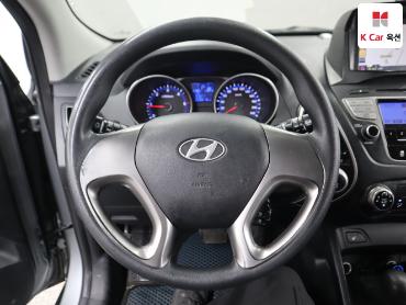 2010 - hyundai tucson