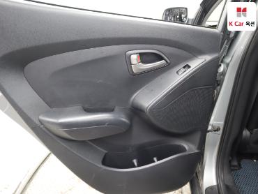 2010 - hyundai tucson