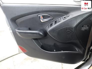 2012 - hyundai tucson