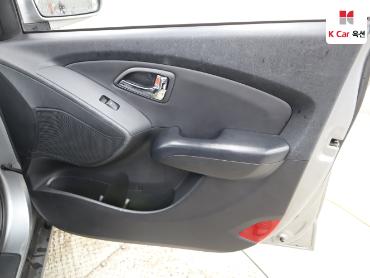 2012 - hyundai tucson
