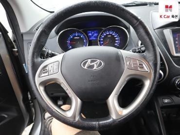 2012 - hyundai tucson