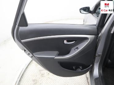 2013 - hyundai i30