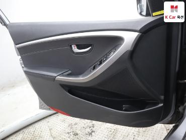 2013 - hyundai i30