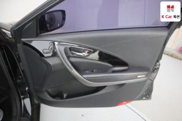 2011 - hyundai grandeur