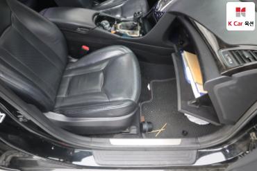 2011 - hyundai grandeur