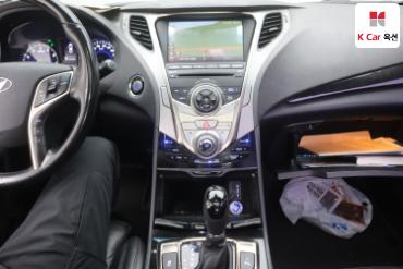 2011 - hyundai grandeur