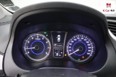 2011 - hyundai grandeur