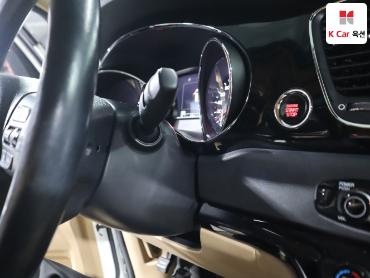 2018 - kia carnival
