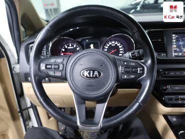 2018 - kia carnival